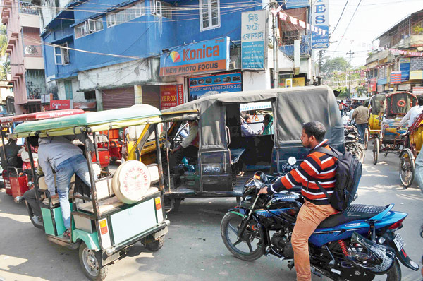 টোটোর জন্য বাছাই গলিপথ