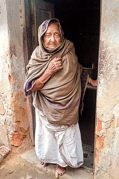 BDO lookes after aged woman