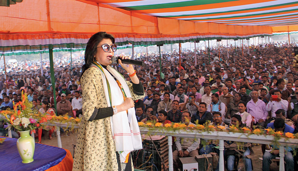 open your sunglass commented from annoyed crowd