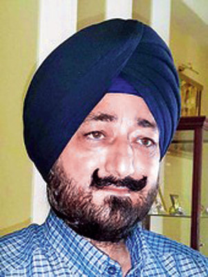 এসপি সলবেন্দ্র সিংহ