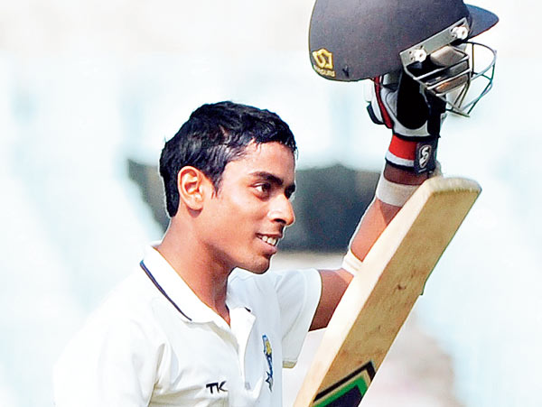 Bengal starts as favourites against KKR with Abhimanyu Easwaran’s Century