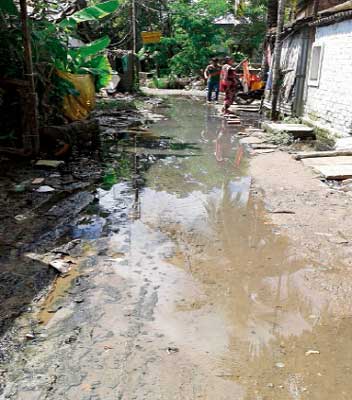 Unfinished work  of Road, people in distress