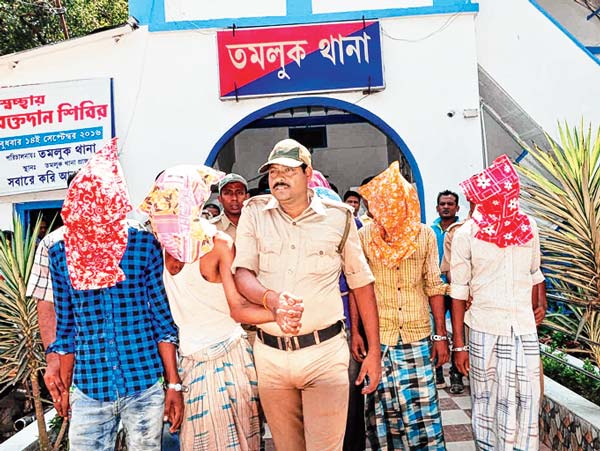 Gang of Robbers busted, 6 Arrested