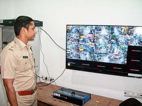 CCTV in roads to increase security in streets