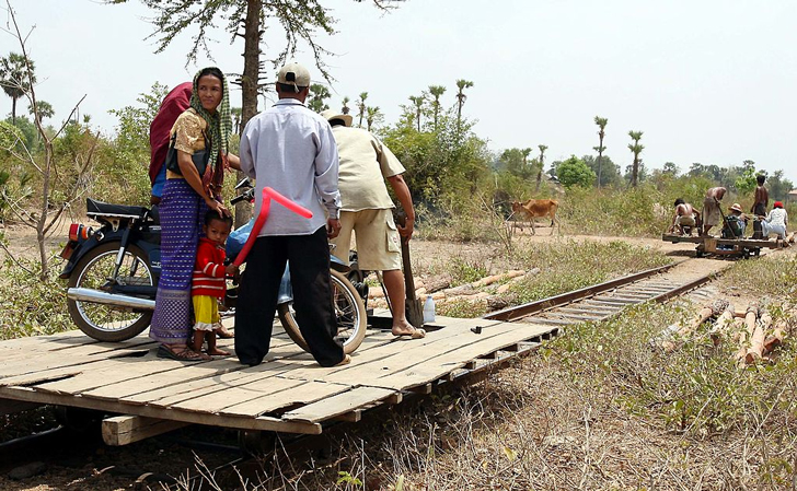 ২০০৬ সালে বিবিসির একটি রিপোর্টে বলা হয়, সপ্তাহে একদিন চলে এই ট্রেন। তবে চলতি বছরের মাঝামাঝি থেকে প্রতিদিনই এই পরিষেবা দেওয়া শুরু হয়েছে।
