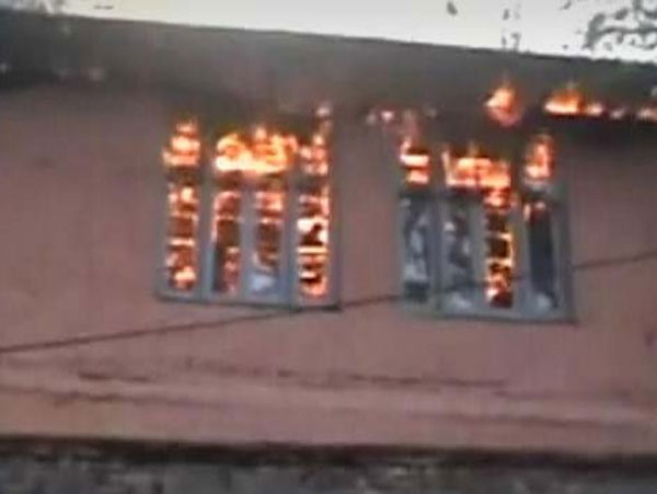 3 Schools Set On Fire In Last 24 Hours In Jammu and Kashmir-dgtl