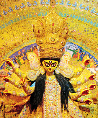 Public starts pandal hopping in Kolkata