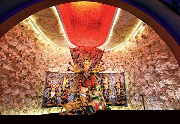 No wet climate can stop puja hoppers