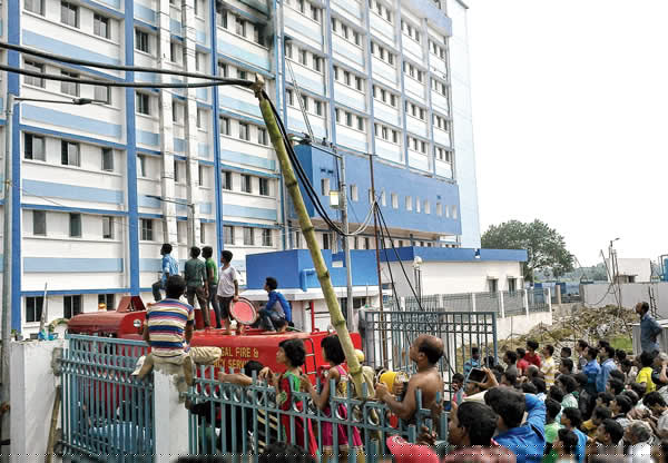 Fire in hospital's ‘under construction’ part, panic in people 