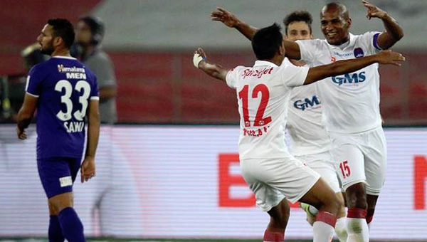Delhi Dynamos to a 4-1 victory over Chennaiyin FC