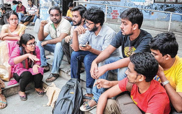 What youth says in these ‘currency’ problems