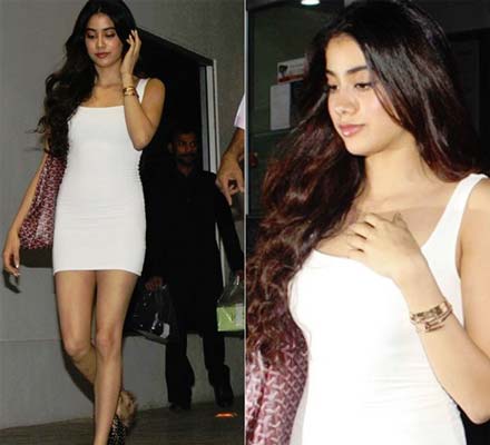 Karan Johar to launch Sridevi's Daughter Jhanvi in 'Sairat'! dgtl