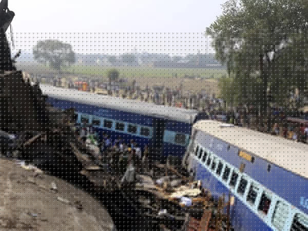 Overcrowded coaches of Rajendranagar Express could be a possible cause of accident, says Rail dgtl