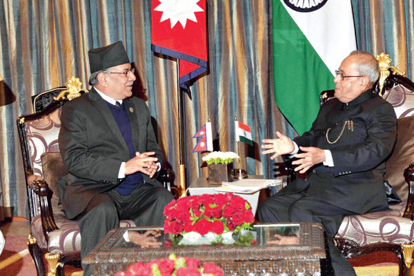 Pranab Mukherjee get into meeting with Madheshi Morcha at Kathmandu