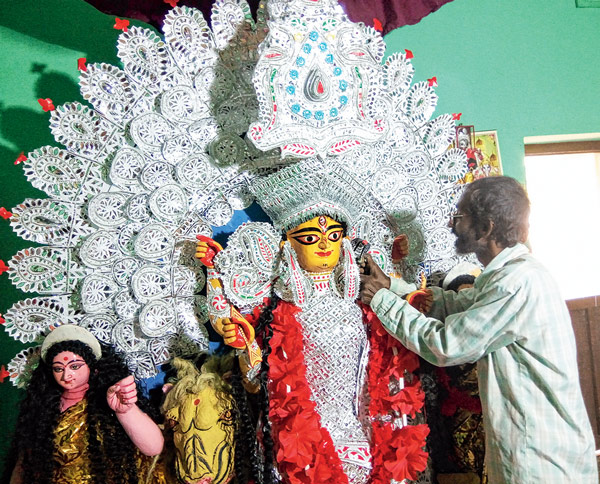 Enthusiasm still in dweller's mind about jagatdhatri puja at kalna