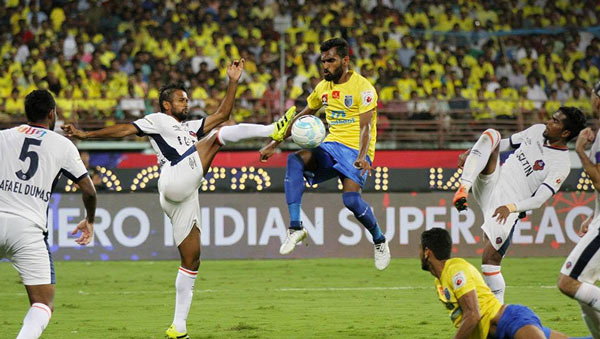 Double red card, penalty, most excited match of this ISL dgtl