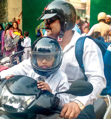 No helmet no class for students, new initiative taken by a school in Kolkata