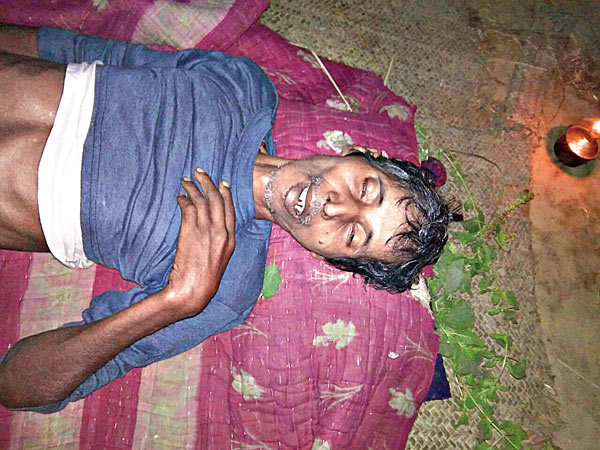 A man got sick in bank line and dead in time of withdraw money