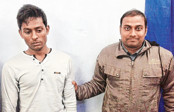 Man Arrested before he indulges in Trafficking 