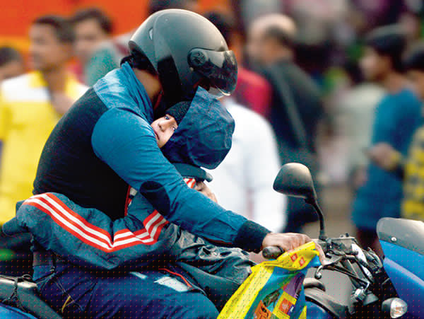 Winter arrives at West Bengal