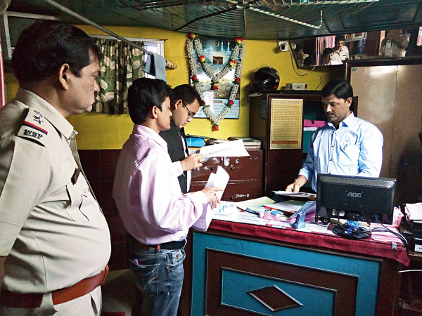 No doctors in Nursing home, still baby delivery continues