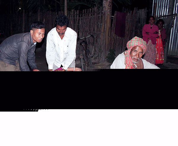 Man died in a Bank queue while withdrawing money