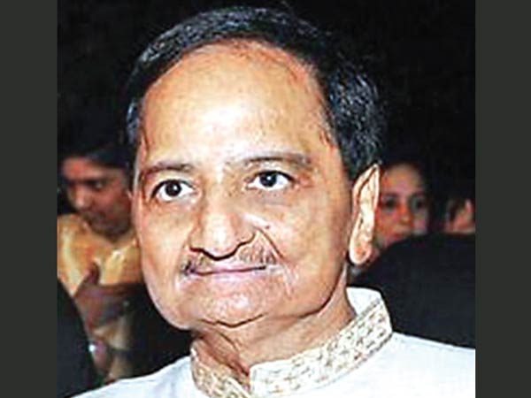 Kolkata tycoon was going to invest friend's money in foreign countries