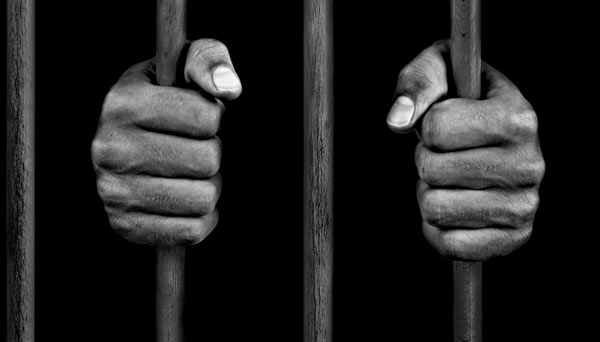 Various kinds of foods are getting made in jail