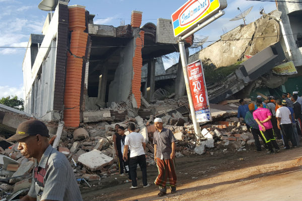 Earthquake in Indonesia, 26 dead  dgtl