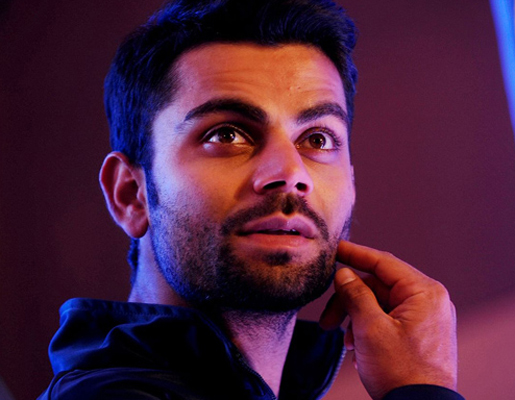 virat gifted his fan a jersey 