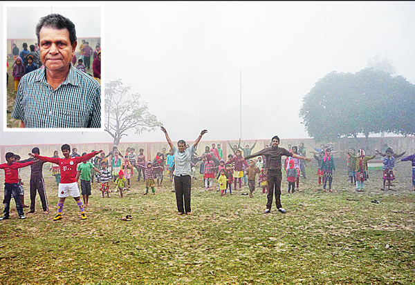 শীতের জড়তা কাটাতে ভোরে হাজির সূর্য দাদু 