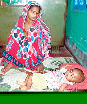 Baby's life got saved miraculously in the accident of belgharia express highway