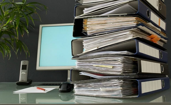 Civil servant didn't turn up for work for six years going to get long-service award dgtl