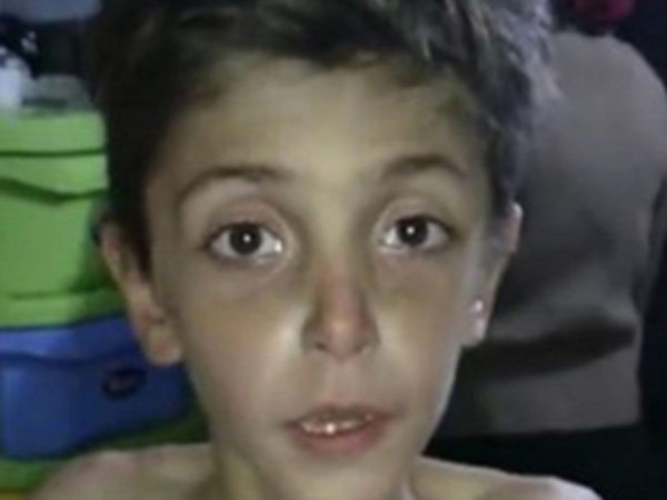 horrible video shows starving children a syrian town dgtl