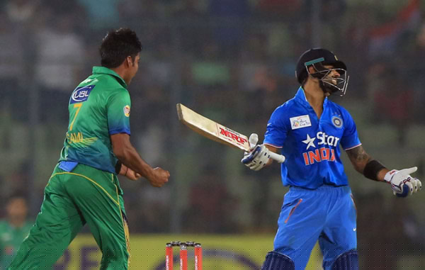 kohli fined 30 percent of his match fee dgtl