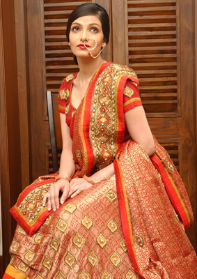 How to Maintain Sarees dgtl