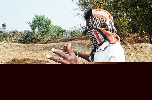 story on street dacoits 