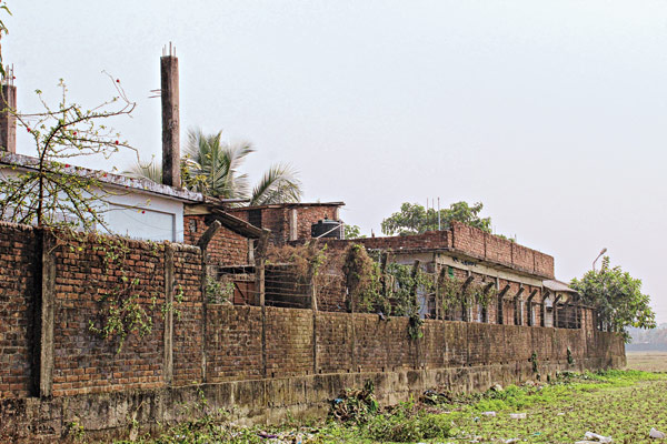 হোমের বন্দিদশা কাটুক, চান আবাসিকরা