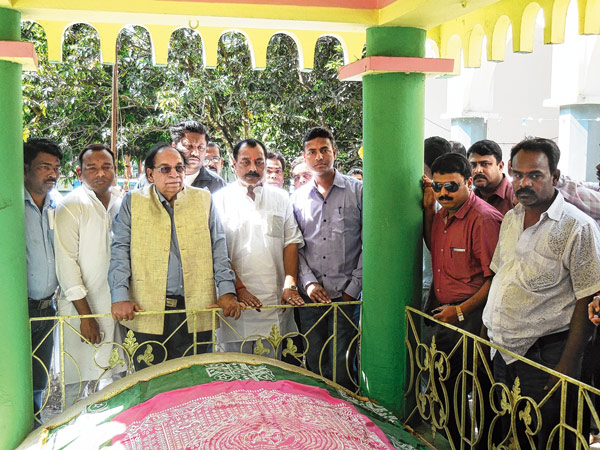 congress and cpm allianced candidate Ghani Khan Choudhury
