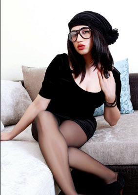 Qandeel Baloch dances in bikini for Birat kohli dgtl