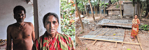 ঘটনার বিবরণ দিচ্ছেন গীতাদেবী ও শীতল সিকদারের ভাঙা বাড়ি।— সুদীপ ভট্টাচার্য