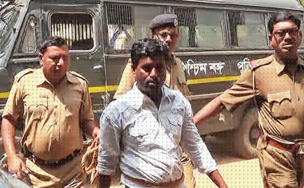 trinamool supporters gathers to see Alim