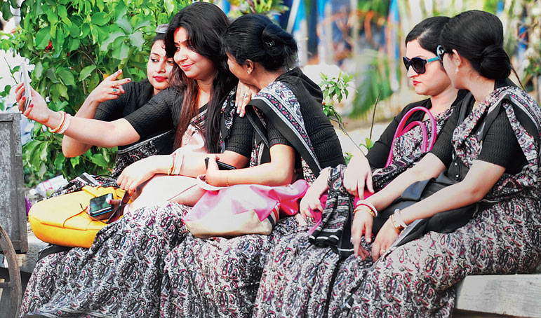 jewelry industry continues strike despite Jaitley assurances