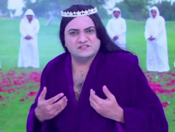 Twinkle Khanna response to Angel by Tahir Shah dgtl