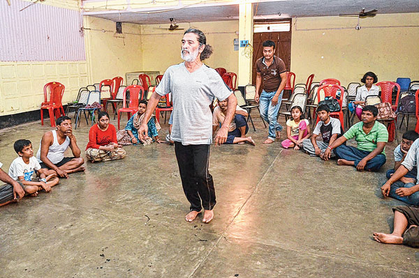 theater showed the way to win the problems