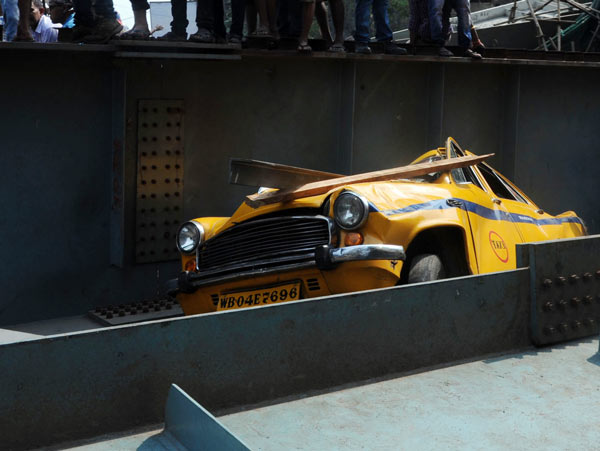 Flyover collapse proves the Syndicate Culture of Mamata, Modi attacks dgtl