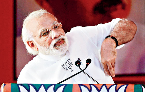 Sabyasachi counters Modi on syndicate issue 