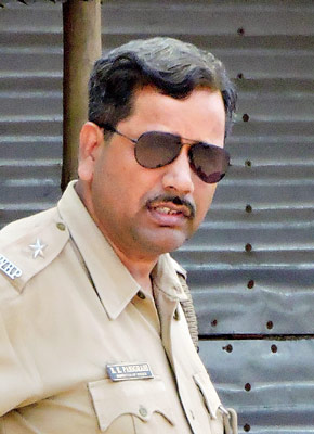 নন্দন পানিগ্রাহী।
