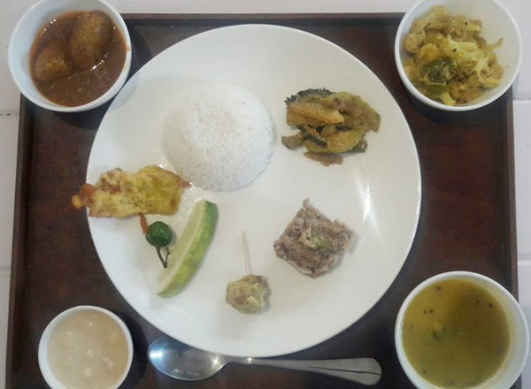 Delhi gets charmed with quintessential Bengali delicacies dgtl