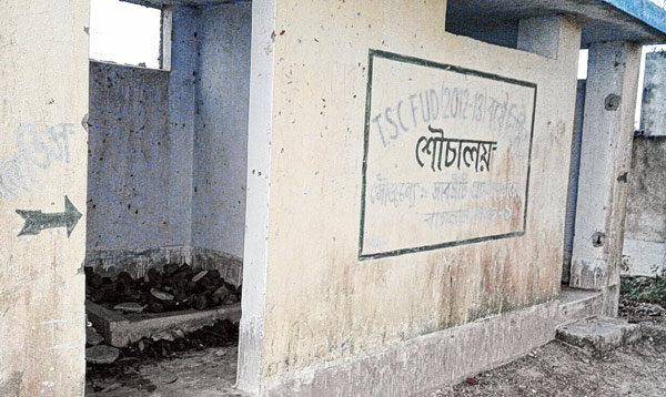 swachha mission could not open toilet in school